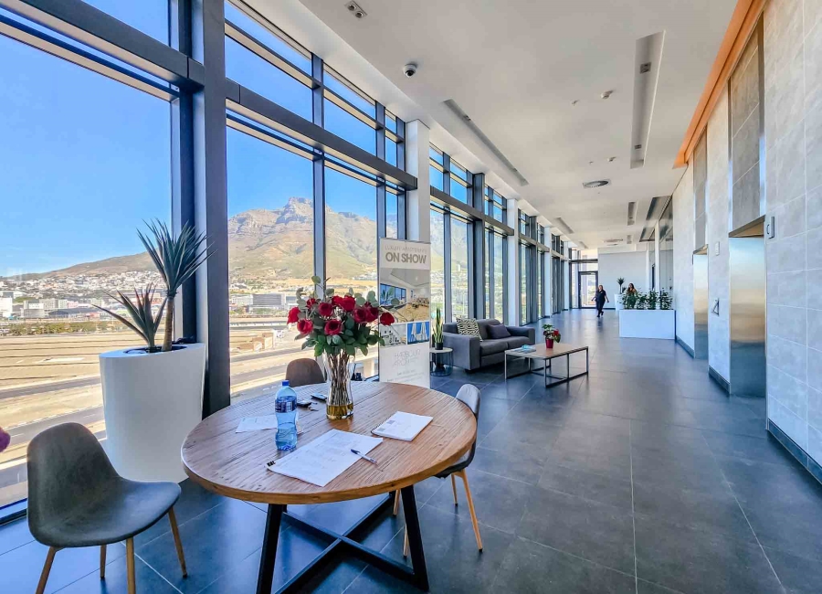 To Let 2 Bedroom Property for Rent in Foreshore Western Cape